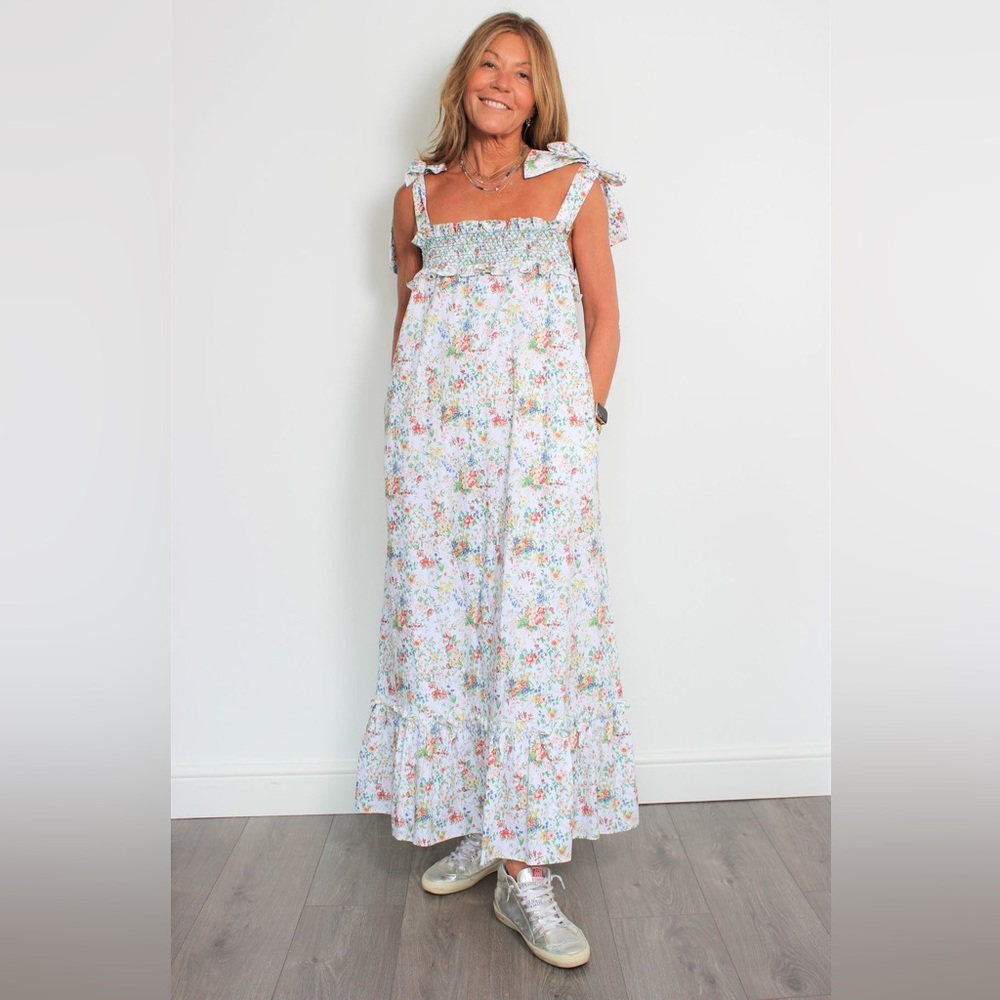 LORETTA CAPONI Armida Smocked Floral Maxi Dress  Medium Sleeveless Tie Straps